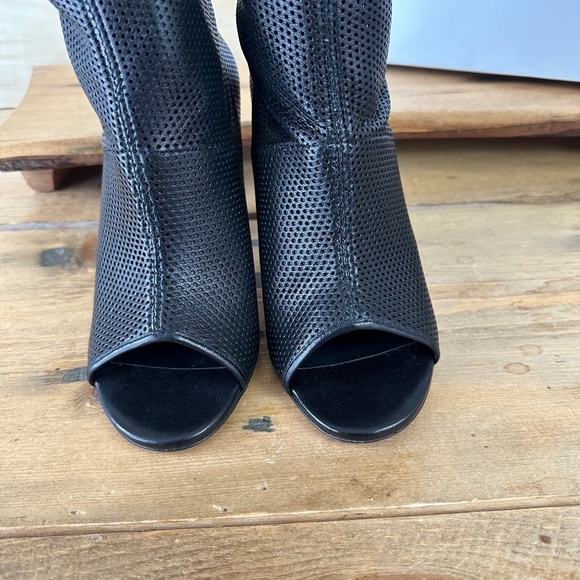 IRO Paris Dairel Perforated Leather Ankle bBoots Black NIB 38/7.5 Open Toe - Picture 7 of 11